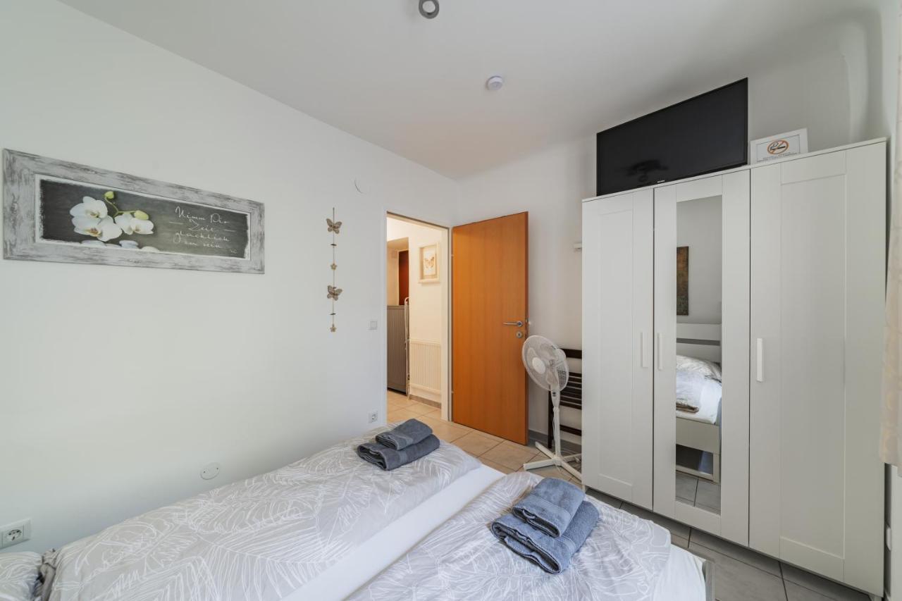 Modernes Appartement Nahe U-Bahn Und Schoenbrunn Vienna Esterno foto